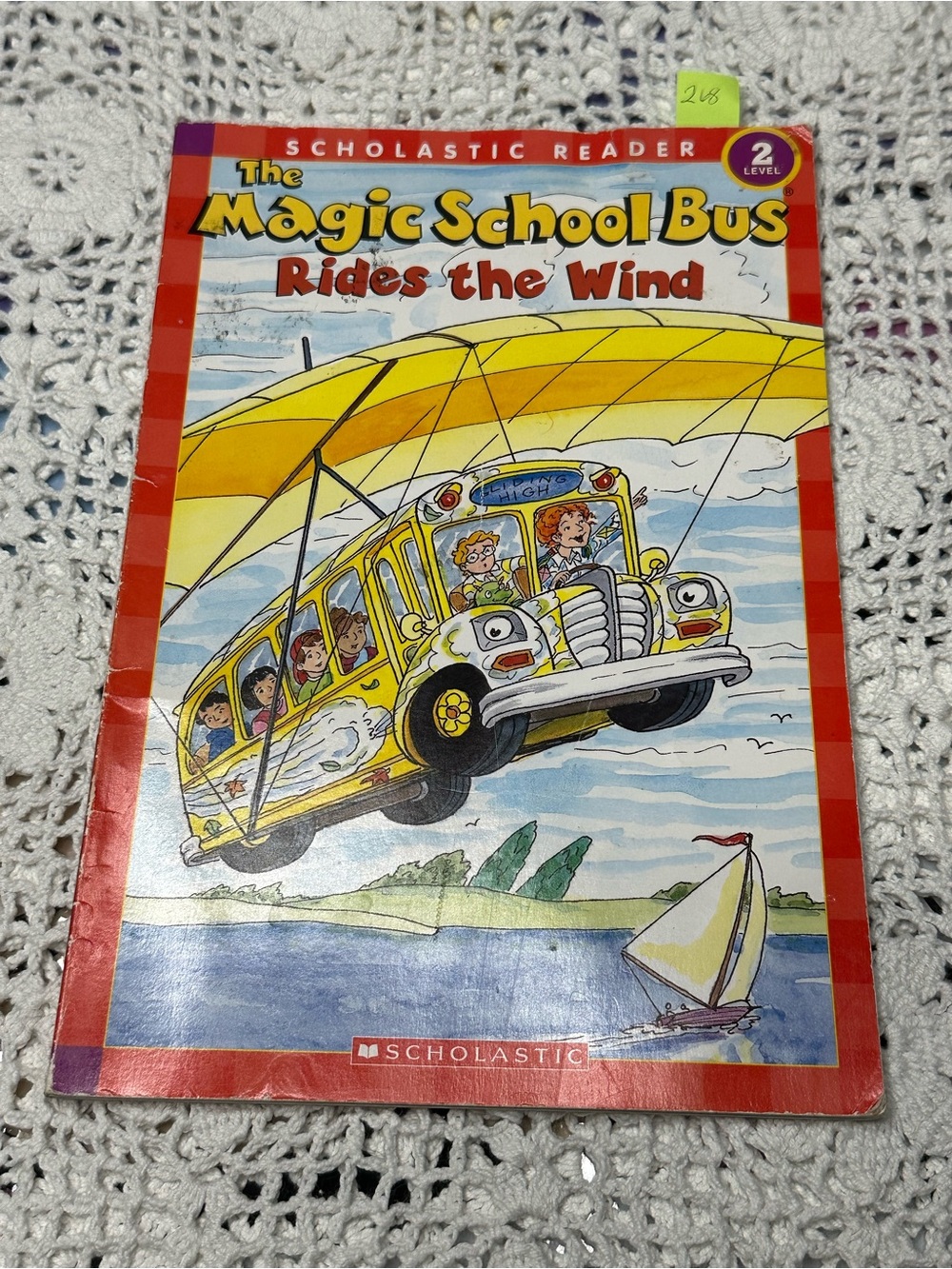 Vintage 2006 Scholastic The Magic School Bus Rides the Wind level 2